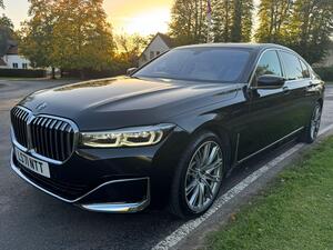 BMW 7 Series 3.0 745Le 12kWh AUTO xDrive EURO 6 (s/s) 4dr