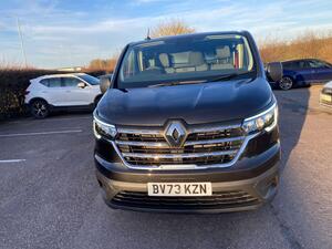 Renault Trafic RED edition