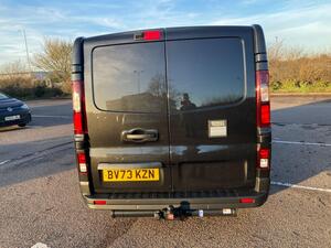 Renault Trafic RED edition
