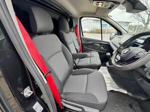 Renault Trafic RED edition