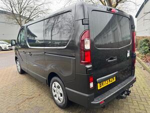 Renault Trafic RED edition