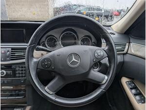 Mercedes-Benz E Class 2.1 E250 CDI BlueEfficiency Avantgarde EURO 5 4dr