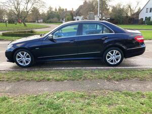 Mercedes-Benz E Class 2.1 E250 CDI BlueEfficiency Avantgarde EURO 5 4dr
