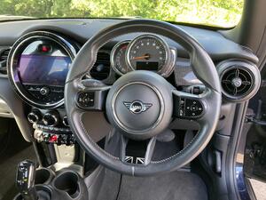 MINI Hatch 1.5 Cooper Exclusive Steptronic EURO 6 (s/s) 3dr