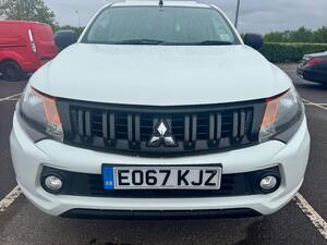 Mitsubishi L200 2.4 DI-D CC 4Life 4WD EURO 6 (s/s) 4dr