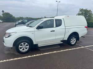 Mitsubishi L200 2.4 DI-D CC 4Life 4WD EURO 6 (s/s) 4dr