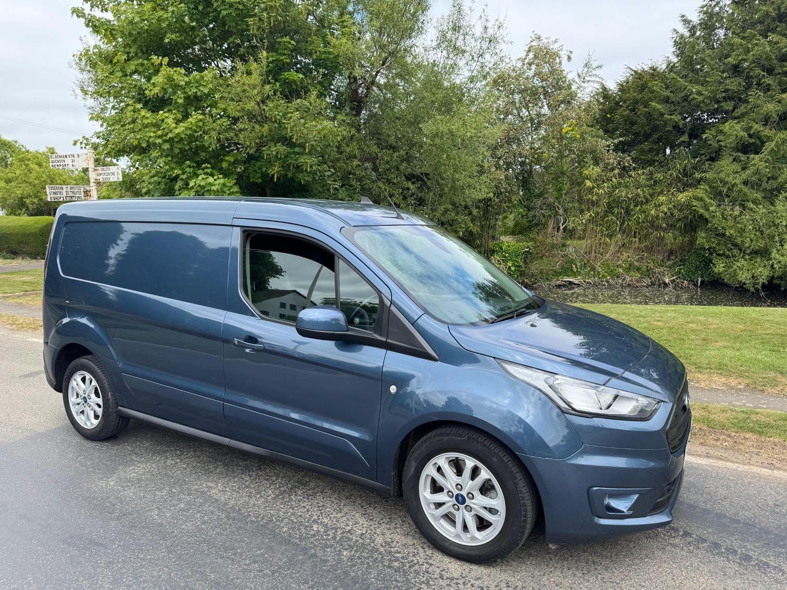 Ford Transit Connect 1.5 250 EcoBlue Limited L2 Euro 6 (s/s) 5dr