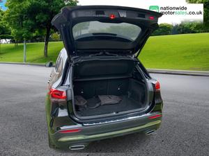 Mercedes-Benz GLA 1.3 GLA250e 15.6kWh Exclusive Edition 8G-DCT Euro 6 (s/s) 5dr