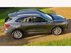Ford Kuga 2.5H Duratec Vignale CVT EURO 6 (s/s) 5dr
