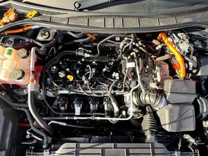 Ford Kuga 2.5H Duratec Vignale CVT EURO 6 (s/s) 5dr