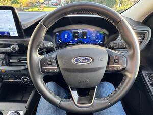 Ford Kuga 2.5H Duratec Vignale CVT EURO 6 (s/s) 5dr