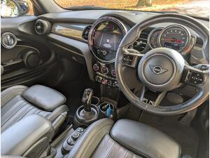 MINI Hatch 1.5 Cooper Exclusive Steptronic EURO 6 (s/s) 3dr