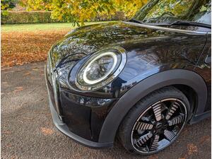 MINI Hatch 1.5 Cooper Exclusive Steptronic EURO 6 (s/s) 3dr