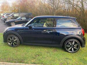 MINI Hatch 1.5 Cooper Exclusive Steptronic EURO 6 (s/s) 3dr