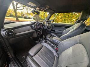 MINI Hatch 1.5 Cooper Exclusive Steptronic EURO 6 (s/s) 3dr