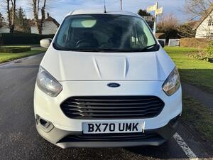 Ford Transit Courier 1.5 TDCI Trend L1 EURO 6 5dr