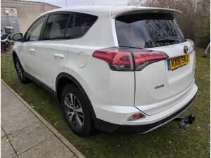 Toyota RAV4 2.0 D-4D Business Edition EURO 6 (s/s) 5dr