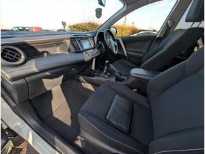 Toyota RAV4 2.0 D-4D Business Edition EURO 6 (s/s) 5dr