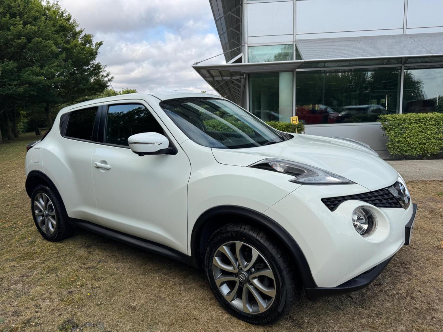 Nissan Juke 1.2 DIG-T Tekna Euro 6 (s/s) 5dr