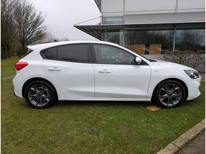 Ford Focus 1.0T EcoBoost ST-Line Edition EURO 6 (s/s) 5dr