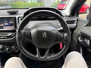 Peugeot 208 1.6 e-HDi Active Euro 5 (s/s) 5dr