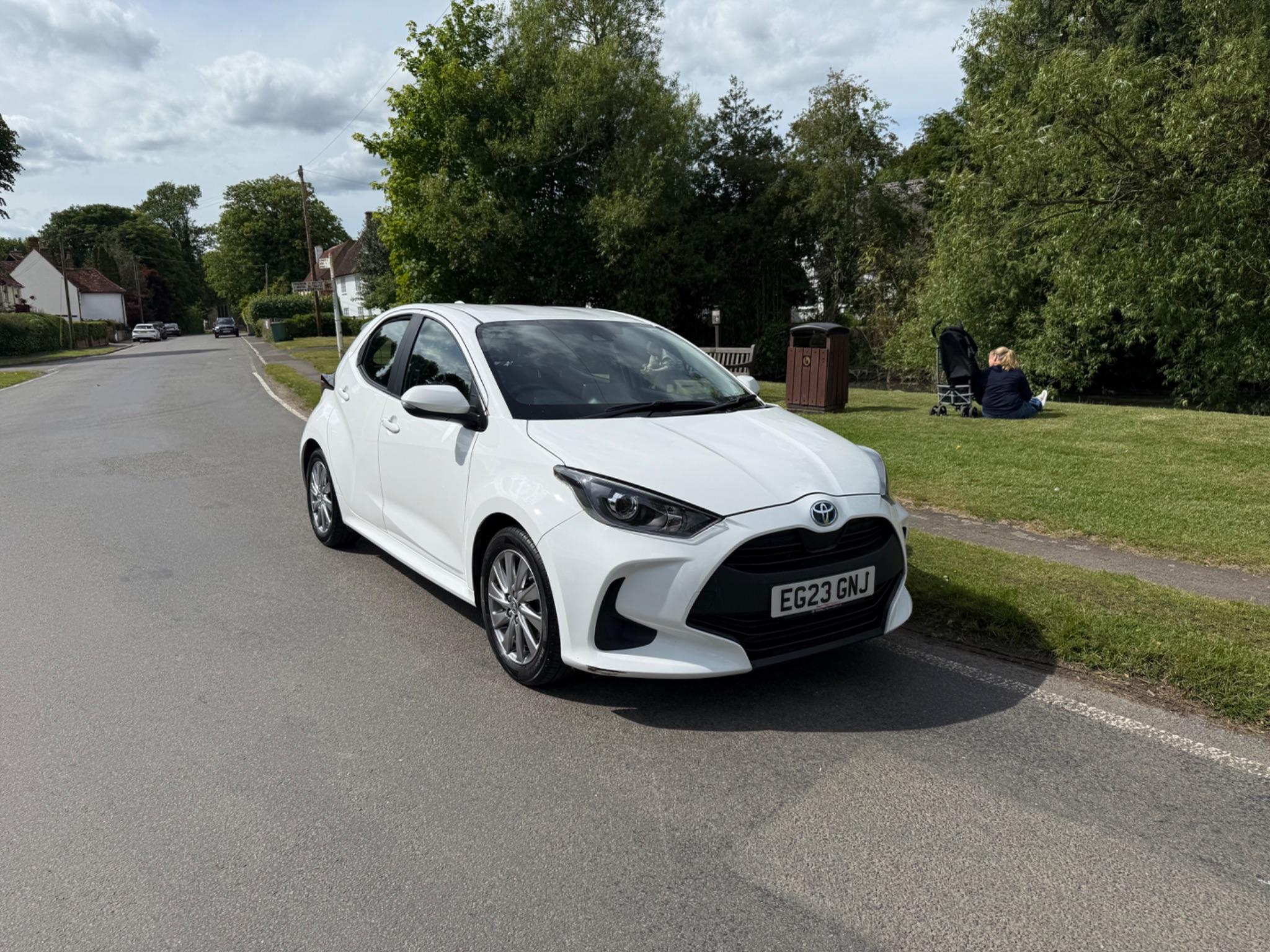 Toyota Yaris 1.5 VVT-h Icon E-CVT Euro 6 (s/s) 5dr