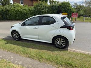 Toyota Yaris 1.5 VVT-h Icon E-CVT Euro 6 (s/s) 5dr