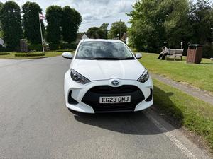 Toyota Yaris 1.5 VVT-h Icon E-CVT Euro 6 (s/s) 5dr