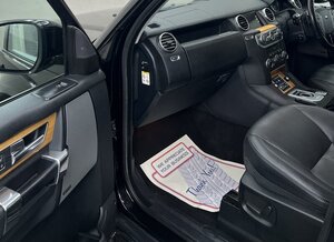 Land Rover Discovery 3.0 Discovery HSE SDV6 AUTO 5dr