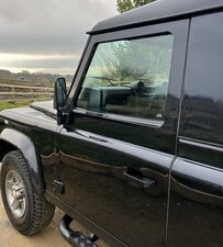 Land Rover Defender 90 2.2 Td Xs Station Wagon 3dr