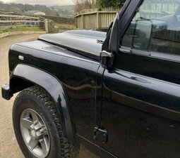 Land Rover Defender 90 2.2 Td Xs Station Wagon 3dr