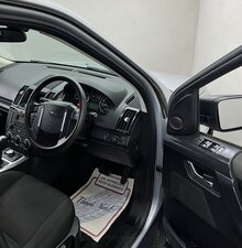 Land Rover Freelander 2.2 Freelander S TD4 AUTO 5dr