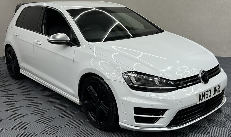 Volkswagen Golf 2.0 GOLF R DSG 5dr