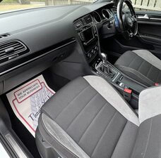 Volkswagen Golf 2.0 Golf R Dsg 5dr