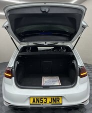 Volkswagen Golf 2.0 GOLF R DSG 5dr