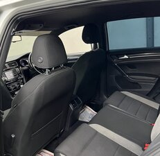 Volkswagen Golf 2.0 GOLF R DSG 5dr