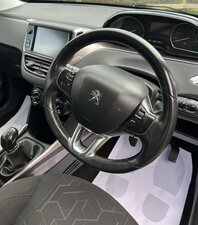 Peugeot 2008 1.4 Hdi Active 5dr