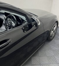 Mercedes-Benz C-Class 2.0 C 300 AMG LINE Premium AUTO 4dr