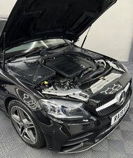 Mercedes-Benz C-Class 2.0 C 300 AMG LINE Premium AUTO 4dr