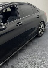 Mercedes-Benz C-Class 2.0 C 300 AMG LINE Premium AUTO 4dr