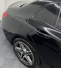 Mercedes-Benz C-Class 2.0 C 300 AMG LINE Premium AUTO 4dr