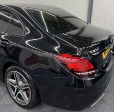 Mercedes-Benz C-Class 2.0 C 300 AMG LINE Premium AUTO 4dr