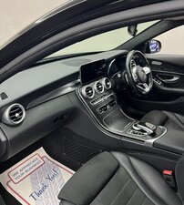 Mercedes-Benz C-Class 2.0 C 300 AMG LINE Premium AUTO 4dr