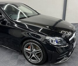 Mercedes-Benz C-Class 2.0 C 300 AMG LINE Premium AUTO 4dr