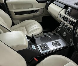 Land Rover Range Rover 4.4 Range Rover Vogue TDV8 AUTO 5dr