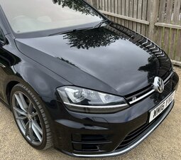 Volkswagen Golf 2.0 Golf R Tsi Semi-auto 5dr
