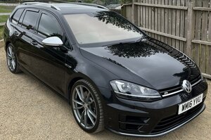 Volkswagen Golf 2.0 Golf R Tsi Semi-auto 5dr