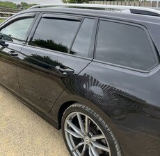 Volkswagen Golf 2.0 Golf R Tsi Semi-auto 5dr