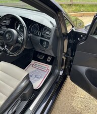 Volkswagen Golf 2.0 Golf R Tsi Semi-auto 5dr