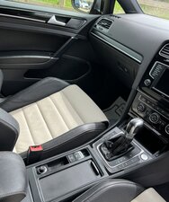 Volkswagen Golf 2.0 Golf R Tsi Semi-auto 5dr